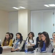 “Elektron hökumət quruculuğundan yazan jurnalistlərin professional hazırlığına kömək məqsədilə ilk Təlimlər keçirilib